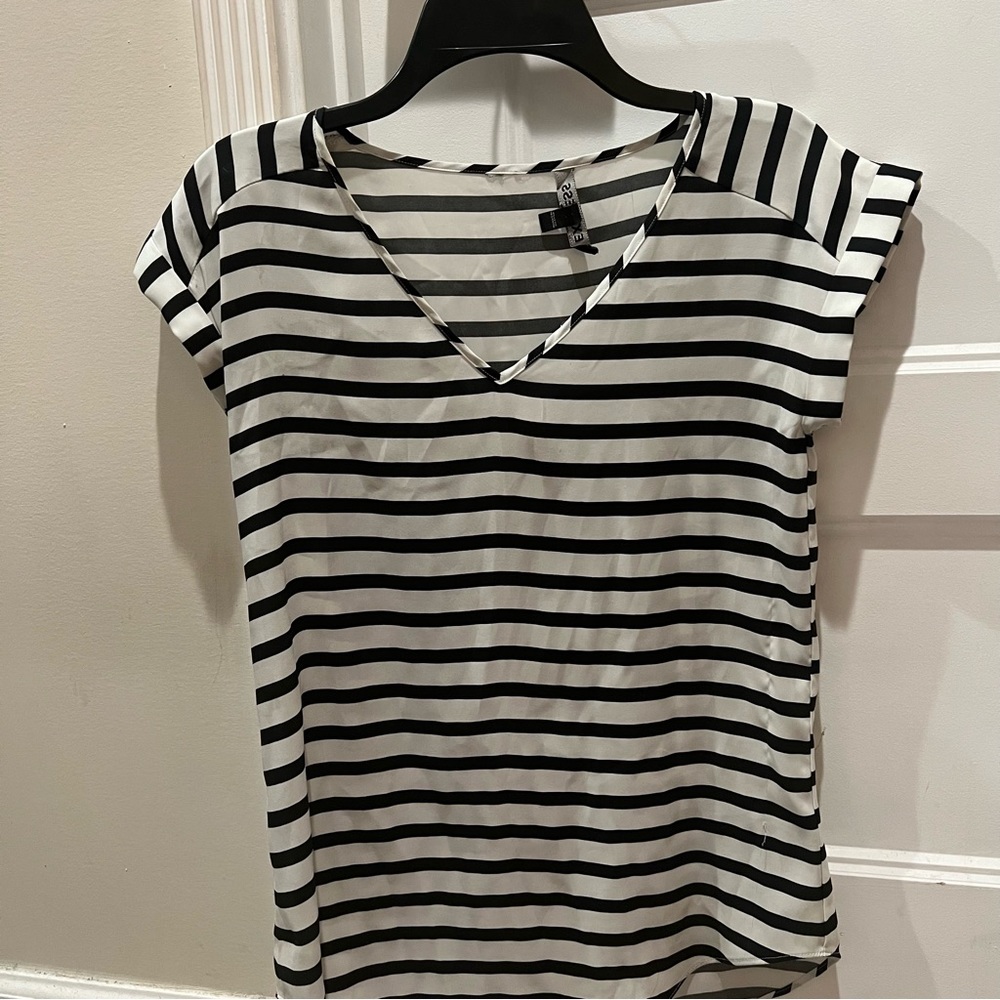 Black & white stripe blouse